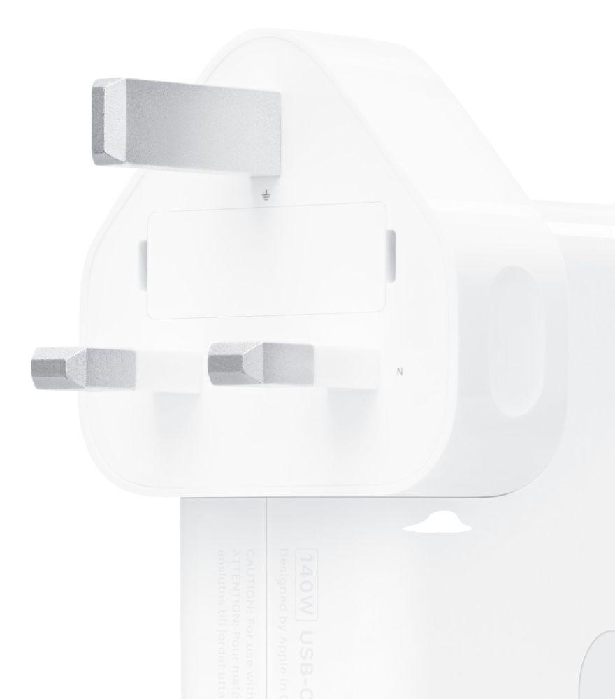 Renoverad Apple 140W USB-C Power Adapter (UK) - Reebelo Sverige