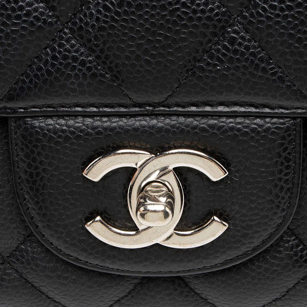 Renoverad Chanel Caviar Leather Classic Maxi Single Flap Bag - Reebelo Sverige