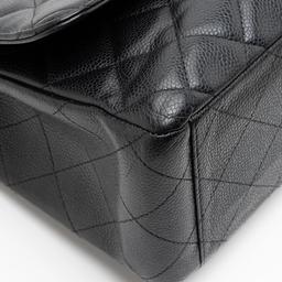 Renoverad Chanel Caviar Leather Classic Maxi Single Flap Bag - Reebelo Sverige
