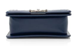 Renoverad Chanel Lambskin Small Boy Bag - Reebelo Sverige