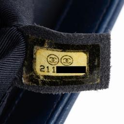 Renoverad Chanel Lambskin Small Boy Bag - Reebelo Sverige