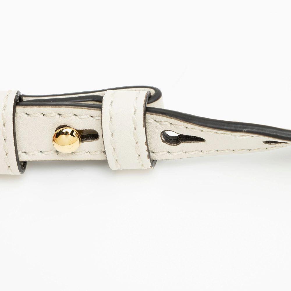 Renoverad Gucci Leather Animal Studs Sylvie Mini Satchel - Reebelo Sverige
