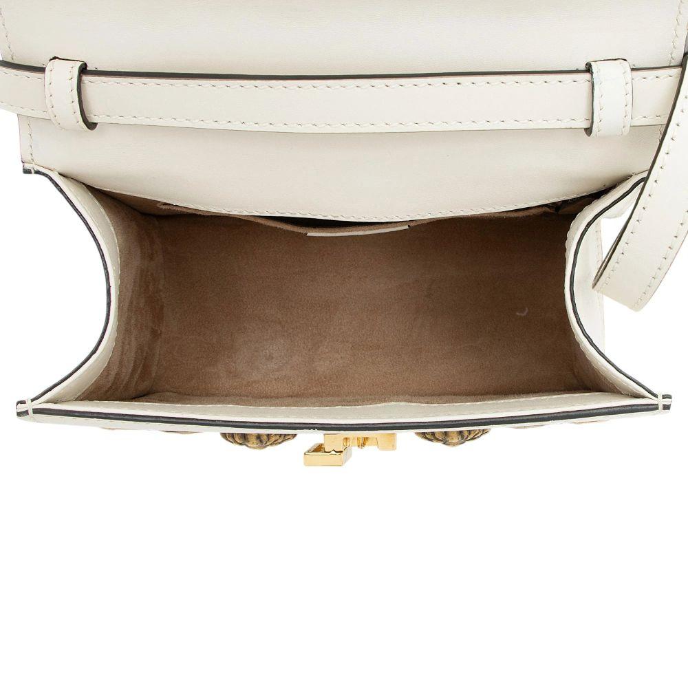 Renoverad Gucci Leather Animal Studs Sylvie Mini Satchel - Reebelo Sverige