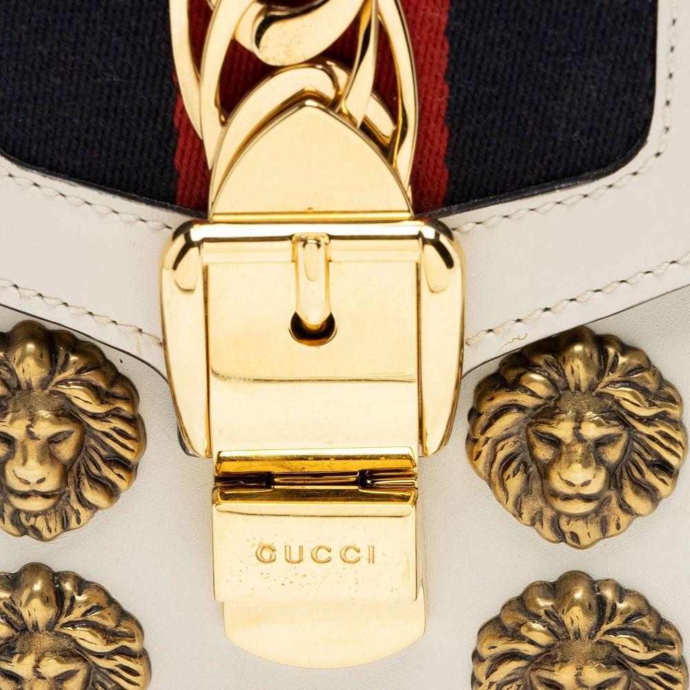 Renoverad Gucci Leather Animal Studs Sylvie Mini Satchel - Reebelo Sverige