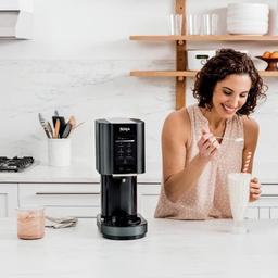 Renoverad Ninja NC301 CREAMi Ice Cream Maker - Reebelo Sverige