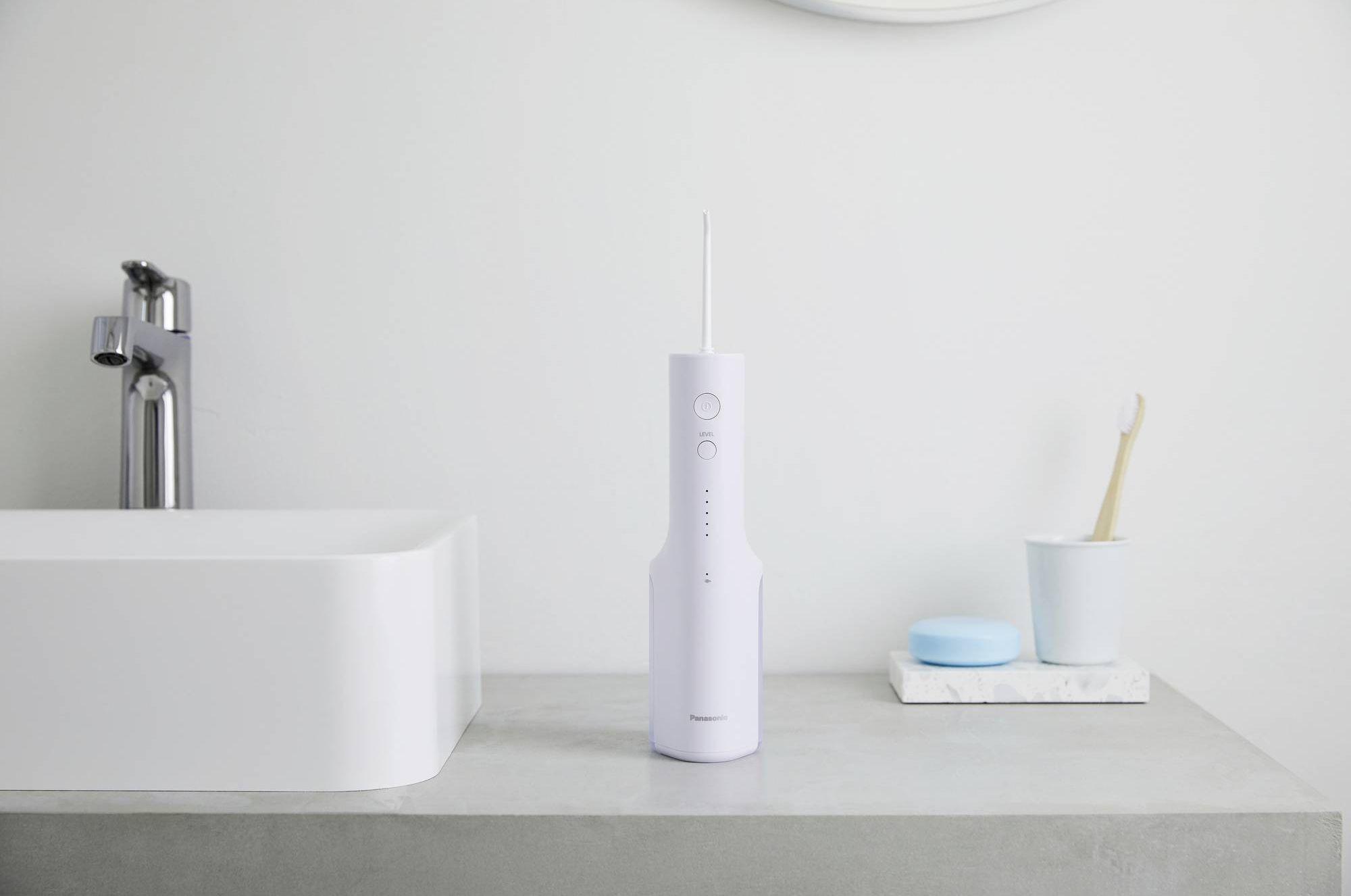Renoverad Panasonic EW-DJ26 Rechargeable Oral Irrigator - Reebelo Sverige
