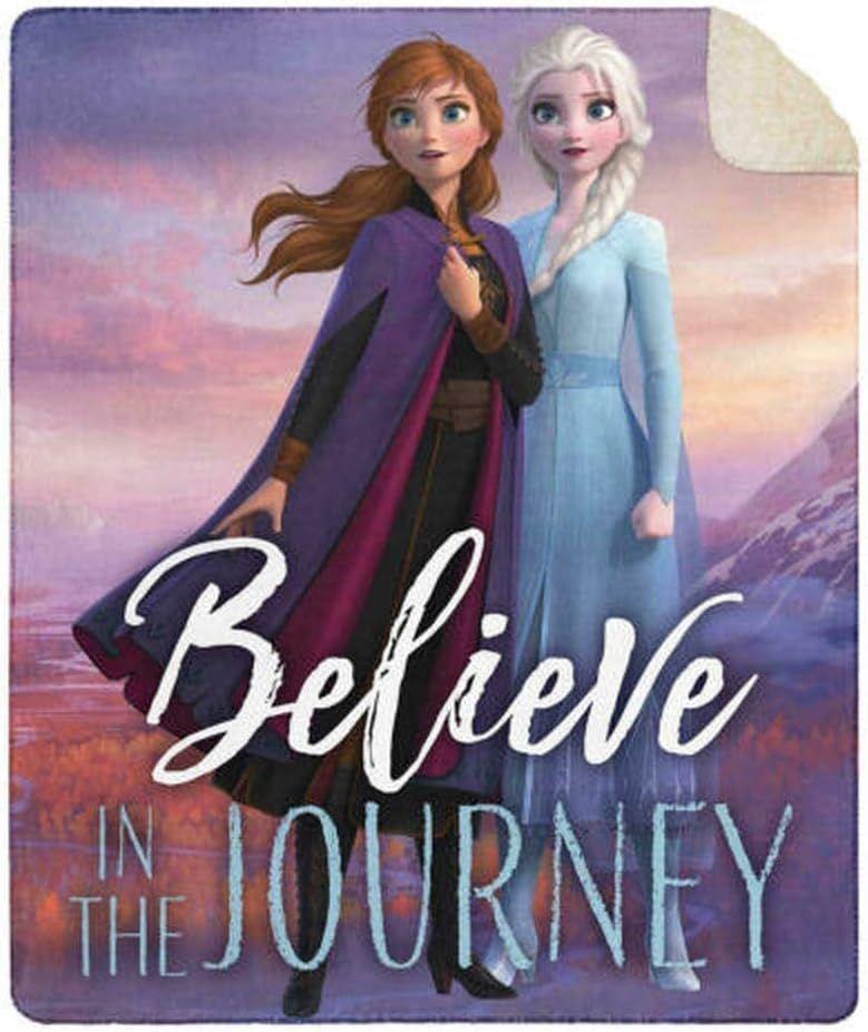 Renoverad Disney Frozen II Cloud Touch Sherpa Throw Ana and Elsa Believe in the Journey (50in x 60 in) - Reebelo Sverige
