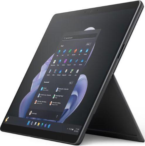 Renoverad Microsoft Surface Pro 9 with Signature Keyboard Cover and Slim Pen 2 - Reebelo Sverige