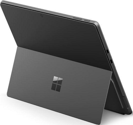 Renoverad Microsoft Surface Pro 9 with Signature Keyboard Cover and Slim Pen 2 - Reebelo Sverige