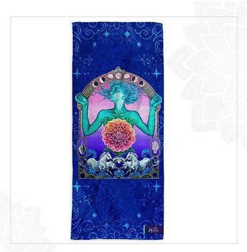 Renoverad SACRED WOMAN BEACH TOWEL unisex Eco-friendly beach gym camping towel sand free galaxy art made from recycled plastic bottles - Reebelo Sverige