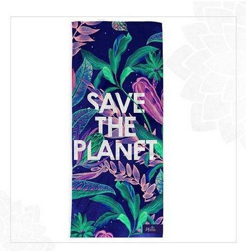 Renoverad SAVE THE PLANET BEACH TOWEL unisex Eco-friendly beach gym camping towel sand free galaxy art made from recycled plastic bottles - Reebelo Sverige